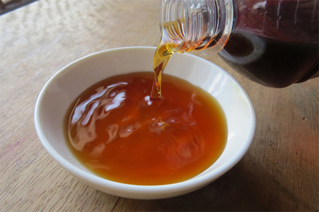 Đâu là tiêu chí để mua được nước mắm sạch ăn Tết? - Ảnh 3. Đâu là tiêu chí để mua được nước mắm sạch ăn Tết? - Ảnh 3.