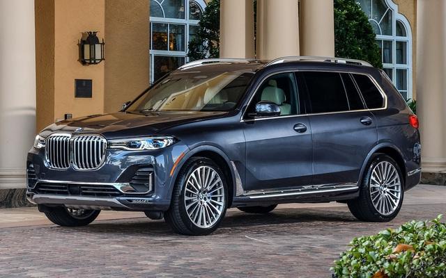 BMW X7 bị triệu hồi vì đèn hậu không đủ sáng - 1 BMW X7 bị triệu hồi vì đèn hậu không đủ sáng - 1