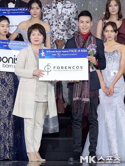 Thương hiệu mỹ phẩm phủ sóng khắp châu Á khiến loạt sao hạng A Hàn Quốc phải “xiêu lòng” - Ảnh 4. Thương hiệu mỹ phẩm phủ sóng khắp châu Á khiến loạt sao hạng A Hàn Quốc phải “xiêu lòng” - Ảnh 4.