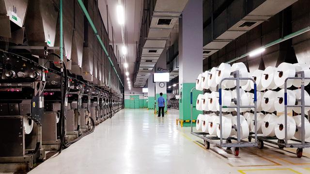 CEO Sợi Thế Kỷ: Việc mạo hiểm nhất là bỏ sản xuất đi làm sale - Ảnh 4. CEO Sợi Thế Kỷ: Việc mạo hiểm nhất là bỏ sản xuất đi làm sale - Ảnh 4.