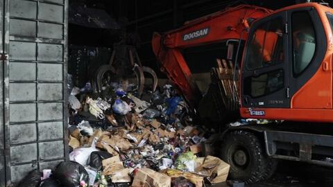 Hà Nội: Tiêu hủy 2.000 hộp nước hoa giả mạo nhãn hiệu và không có chủ sở hữu đại diện tại Việt Nam