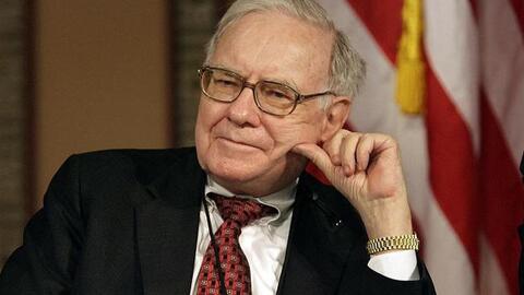 Warren Buffett lại giàu hơn Mark Zuckerberg