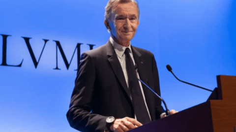 Tỷ phú giàu thứ ba thế giới Bernard Arnault sẽ trao quyền kế vị đế chế xa xỉ cho ai: 5 "công chúa, thái tử" toàn tuổi trẻ tài cao, thông thạo nhiều ngoại ngữ, con út còn là thạc sĩ trường danh tiếng