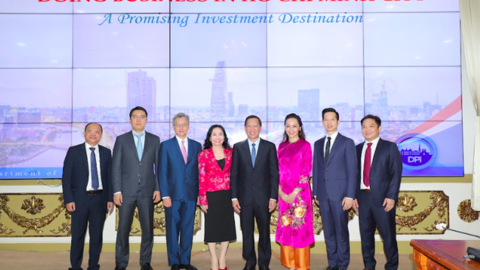 Tỷ phú HongKong Lý Gia Thành muốn đầu tư vào Tp.HCM, đặc biệt chú trọng mảng hạ tầng và logistics