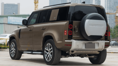 Dùng Land Rover Defender 1 năm, chủ xe rao bán lại vẫn dư tiền 'tậu' Mercedes-Benz GLS 450