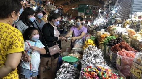 Những ngôi chợ hồi sinh