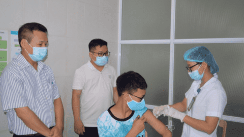 Hơn 120 bệnh nhân COVID-19 nặng đang được điều trị