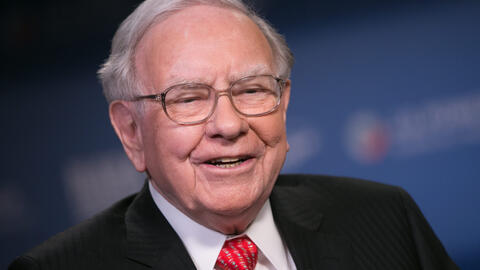 Warren Buffett: "Nếu run sợ và định bán tháo khi thị trường đi xuống, bạn không nên nắm giữ bất kỳ cổ phiếu nào!"
