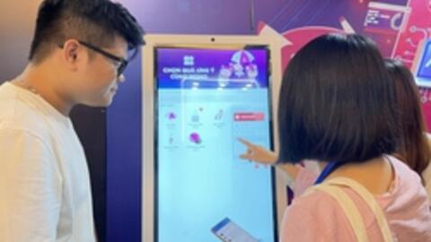 Thủ đoạn lấy cắp tiền khi dùng wifi công cộng mua hàng tinh vi ra sao?