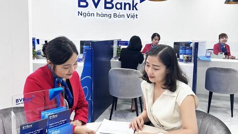 Vay vốn ngân hàng: khách hàng quan tâm điều gì ngoài lãi suất?