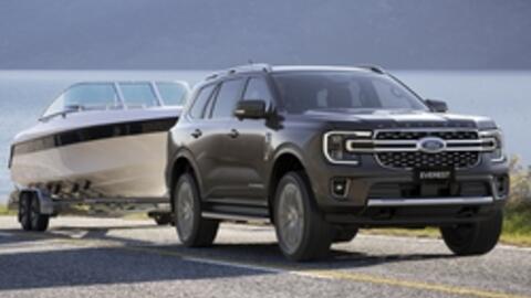 Ford Everest Platinum V6 ra mắt ĐNÁ: Xịn, mạnh hơn hẳn bản sắp bán tại Việt Nam, giá quy đổi chỉ từ 1,58 tỷ đồng