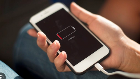 Lý do iPhone tụt pin nhanh, có một sai lầm mà hầu như ai cũng mắc phải!