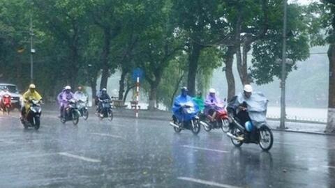 Ngày đầu thi tốt nghiệp trung học phổ thông, cả nước có mưa, dông