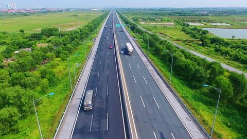 Thu phí cao tốc do Nhà nước đầu tư: Mức phí cao nhất ̉6.000 đồng/km