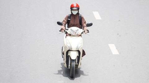 Miền Bắc, miền Trung oi nóng đến bao giờ?