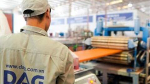 Lỗ kỷ lục, sếp Nhựa Đông Á (DAG) tự nguyện không nhận lương