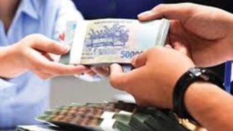 Một chuyên gia kinh tế tuyên bố: Có tiền sẽ gửi ngân hàng cho an toàn, không đầu tư vàng vì rủi ro cao