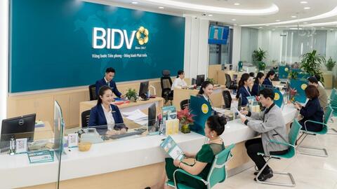 Lãi suất tiết kiệm BIDV mới nhất tháng 8/2024: Lần đầu tăng sau gần 2 năm, mức cao nhất dành cho kỳ hạn 24 tháng
