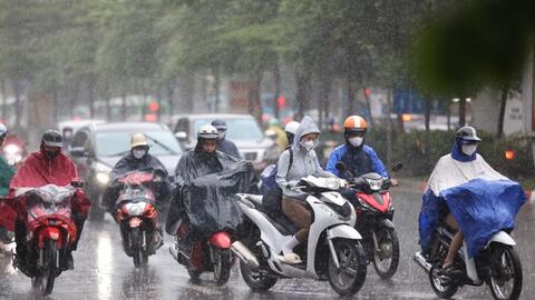 Đêm nay, miền Bắc mưa to