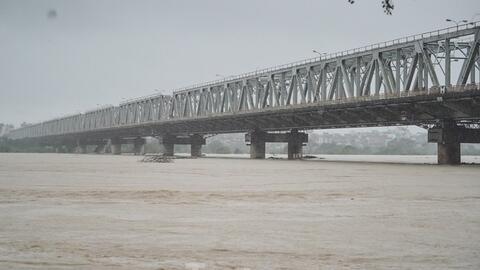 Lũ trên sông Hồng tại Hà Nội đạt đỉnh lúc 22h tối nay