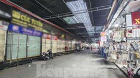Cảnh khó tin tại thủ phủ thời trang lớn nhất miền Bắc