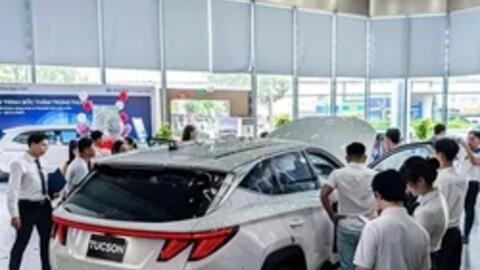 Thị trường ô tô trong nước vẫn chưa thể bật tăng