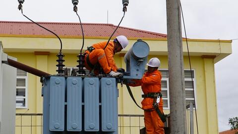 Công ty Điện lực Quảng Ninh: Bảo đảm cung ứng điện, đẩy nhanh chuyển đổi số