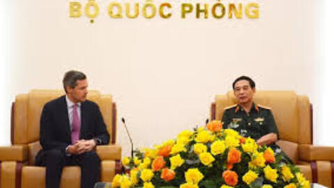 Đại tướng Phan Văn Giang tiếp Quốc vụ khanh Quốc phòng Italy