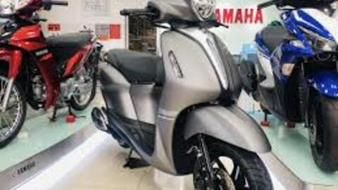 Honda SH Mode vs Yamaha Grande: Mẫu xe tay ga nào "hợp gu" phái nữ hơn?