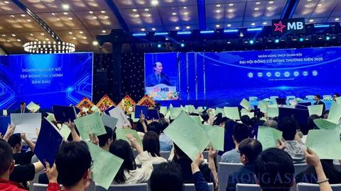 Cổ tức, tăng vốn và chuyện nhân sự tại Đại hội đồng cổ đông của nhiều ngân hàng