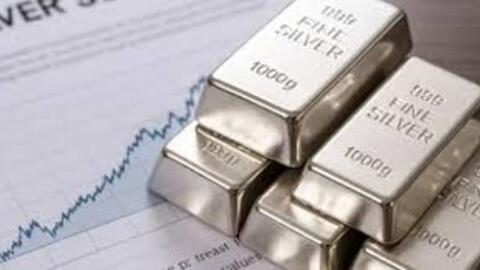 Giá bạc tăng tuần thứ hai liên tiếp, áp sát mốc cao mới