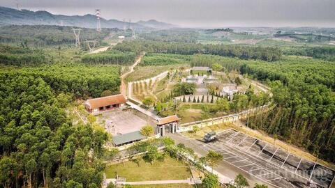 Thăm nơi yên nghỉ của cố Tổng bí thư Hà Huy Tập ở Hà Tĩnh