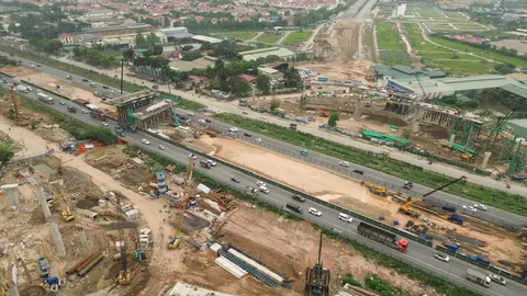 Hà Nội: Phân luồng giao thông phục vụ thi công nút giao Vành đai 3,5 với Đại lộ Thăng Long