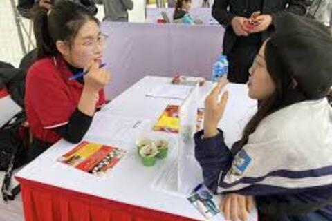 Mở rộng cơ hội tiếp cận thị trường lao động quốc tế cho người trẻ tại Việt Nam