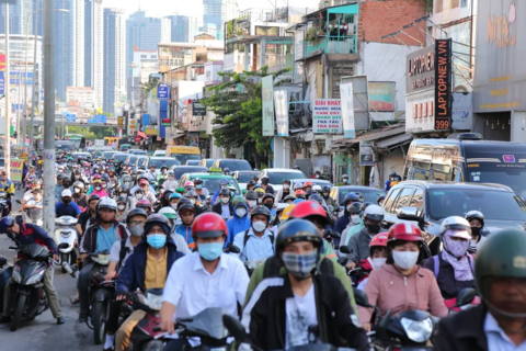Giá nhà vượt xa thu nhập, người lao động TP HCM bị mắc kẹt giữa hai phân khúc