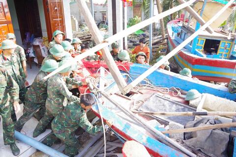 Gia Lai: Công bố tình huống khẩn cấp về thiên tai sau khi bão Kalmaegi quét qua