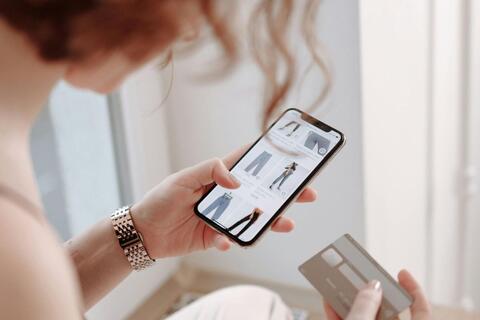 Dùng thẻ tín dụng kiểu này, đừng mơ được hoàn tiền!