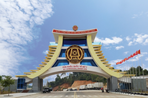 Điểm sáng kim ngạch thương mại song phương Việt - Lào năm 2025