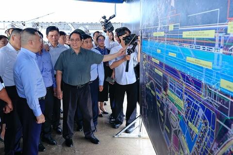 Thủ tướng chỉ đạo tháo gỡ vướng mắc các dự án phục vụ APEC tại Phú Quốc