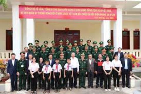 Tổng Bí thư Tô Lâm thăm, chúc Tết cán bộ, chiến sĩ Đồn Biên phòng Ea H’Leo (Đắk Lắk) ​