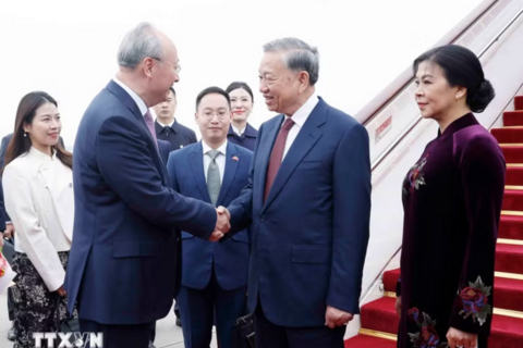 Tổng Bí thư, Chủ tịch nước và Phu nhân bắt đầu thăm cấp Nhà nước đến Trung Quốc