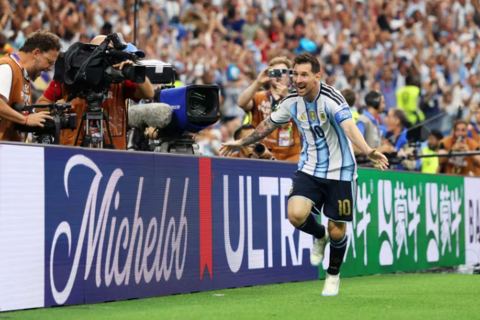 Messi phá kỷ lục ghi bàn, tuyển Argentina thắng Áo 2-0