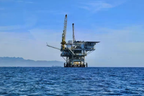 Căng thẳng Mỹ - Iran đẩy giá dầu tăng hơn 3%