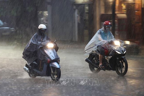 Thời tiết hôm nay (23-7): Bắc Bộ mưa rào và dông "giải nhiệt"