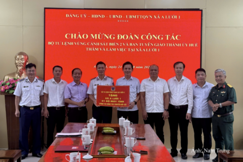 Vùng Cảnh sát biển 2 sẻ chia cùng đồng bào dân tộc, tôn giáo A Lưới 1