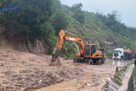 Quảng Ninh chủ động di dời người dân, ứng phó mưa lớn và sạt lở