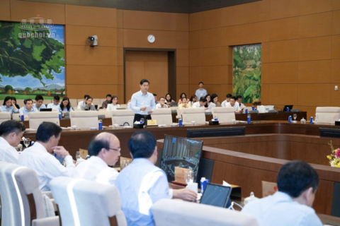 Luật hóa cấm kinh doanh thuốc lá điện tử, thuốc lá nung nóng: Cấm cả sản phẩm, linh kiện