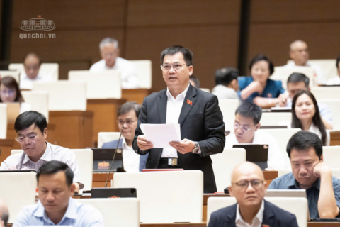 Đề nghị cấm chủ đầu tư thu tiền ‘giữ chỗ’ khi bất động sản chưa đủ điều kiện bán