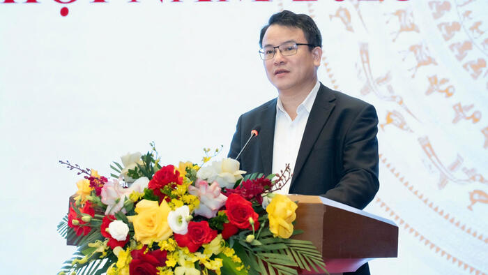 <a href="/tai-chinh" title="Tài chính" rel="dofollow">Tài chính</a>