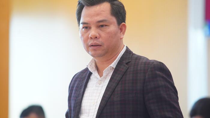 <a href="/thi-truong" title="Thị trường" rel="dofollow">Thị trường</a>